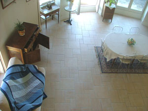magnifique appartement de 180 m en location sur Dinard : Vue depuis la mezzanine